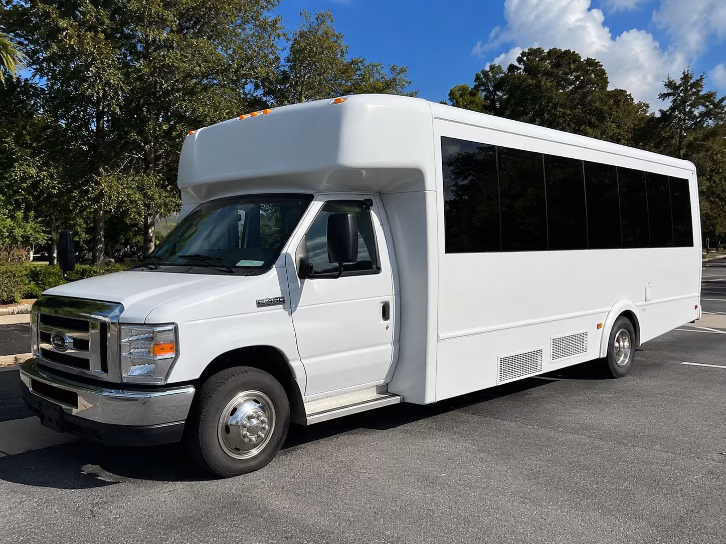 Fresno Homecoming & Prom Party Bus Rentals